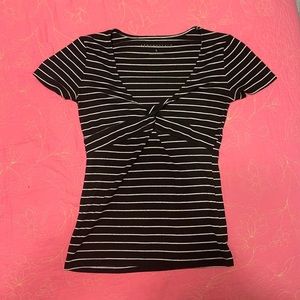 Aeropostale Black and White Stripped Tee Size Small